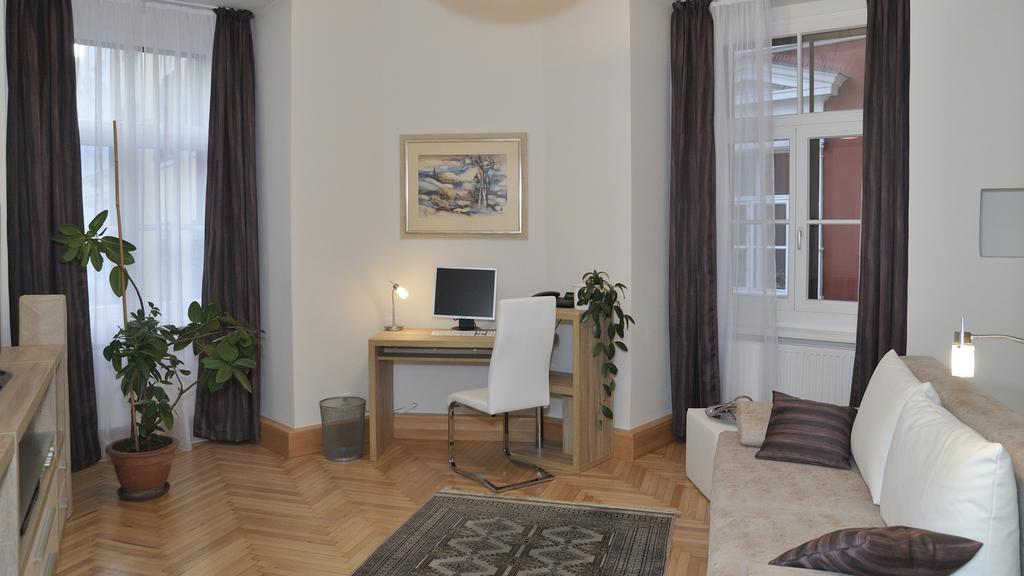 City De Lights Graz Room photo